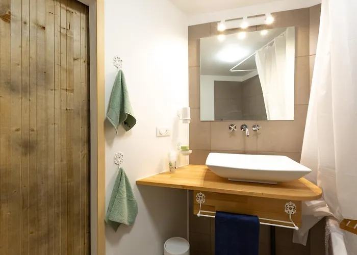 Bed & Breakfast Les Dames-jeannes 3*