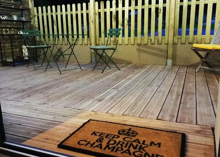 Les Dames-jeannes Bed & Breakfast Chavot-Courcourt